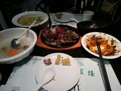 -舌尖上的食缘花园主题餐厅
