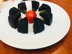 -燕庭·纯燕窝·甜品下午茶(南京西路店)