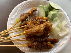 -东海岸人工湖美食村