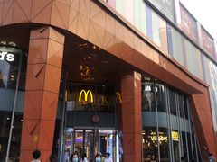 -吾悦广场(南京鼓楼店)