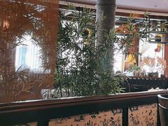 -八府香鸭·啫啫煲(华山路店)