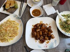 -今鲜源酒店·海鲜锅贴青岛菜(新湛路店)