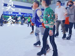 -正佳冰河湾真冰滑冰场