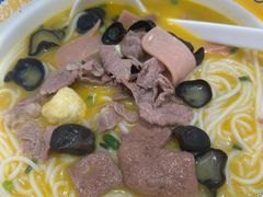 -粉小主·贵州酸汤牛肉粉(南京仙林金鹰店)