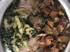-花溪牛肉粉(八鸽岩店)