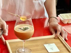 -UNI UNI(环亚凯瑟琳店)