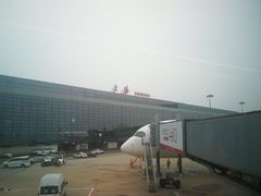 -东方航空(虹桥路店)
