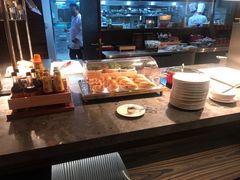 -BLU 全日制餐厅(上海安曼纳卓悦酒店)