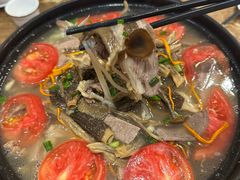 -乡土特色.冷锅鱼.牦牛肉汤锅