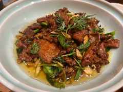 小炒黄牛肉-老滇山寨•云南特色菜•地方菜•民族风情歌舞表演(金碧店)