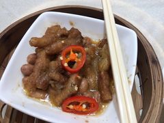 -广东大厦酒店(广州北京路步行街纪念堂地铁站店)