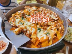 -亲昵春川鸡排(韩国美食街店)