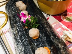 干贝咸蛋黄虾滑-哥老官重庆美蛙鱼头(西湖银泰十一哥店)