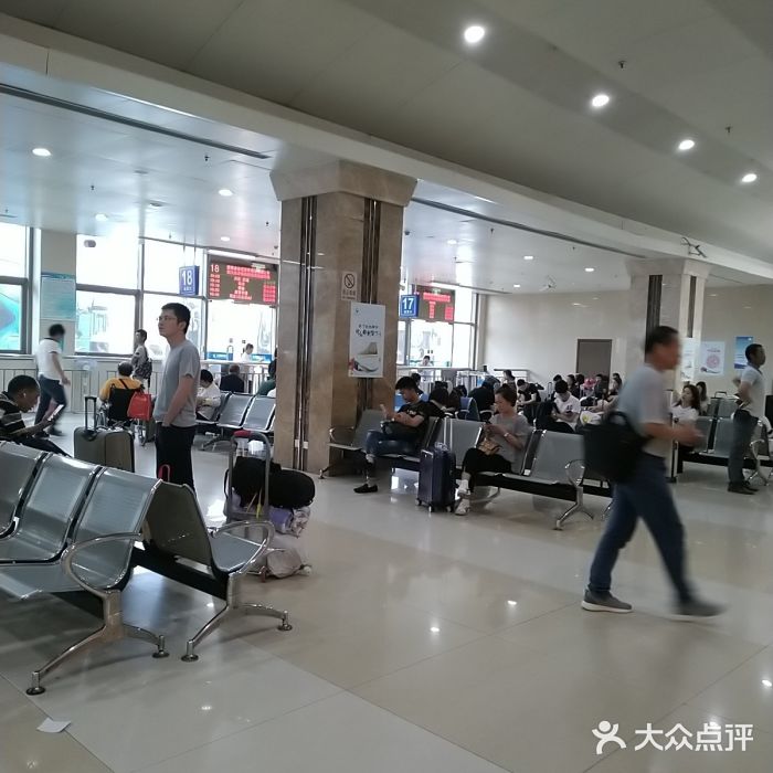 上海长途汽车客运总站图片