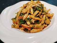 -疆山别院烧烤·新疆菜(铁路局店)