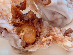 蛋黄烧麦-吉祥馄饨(上海南方店)
