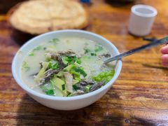 酸菜羊杂汤-清真新疆叶尔羌烤肉店(新香洲店)