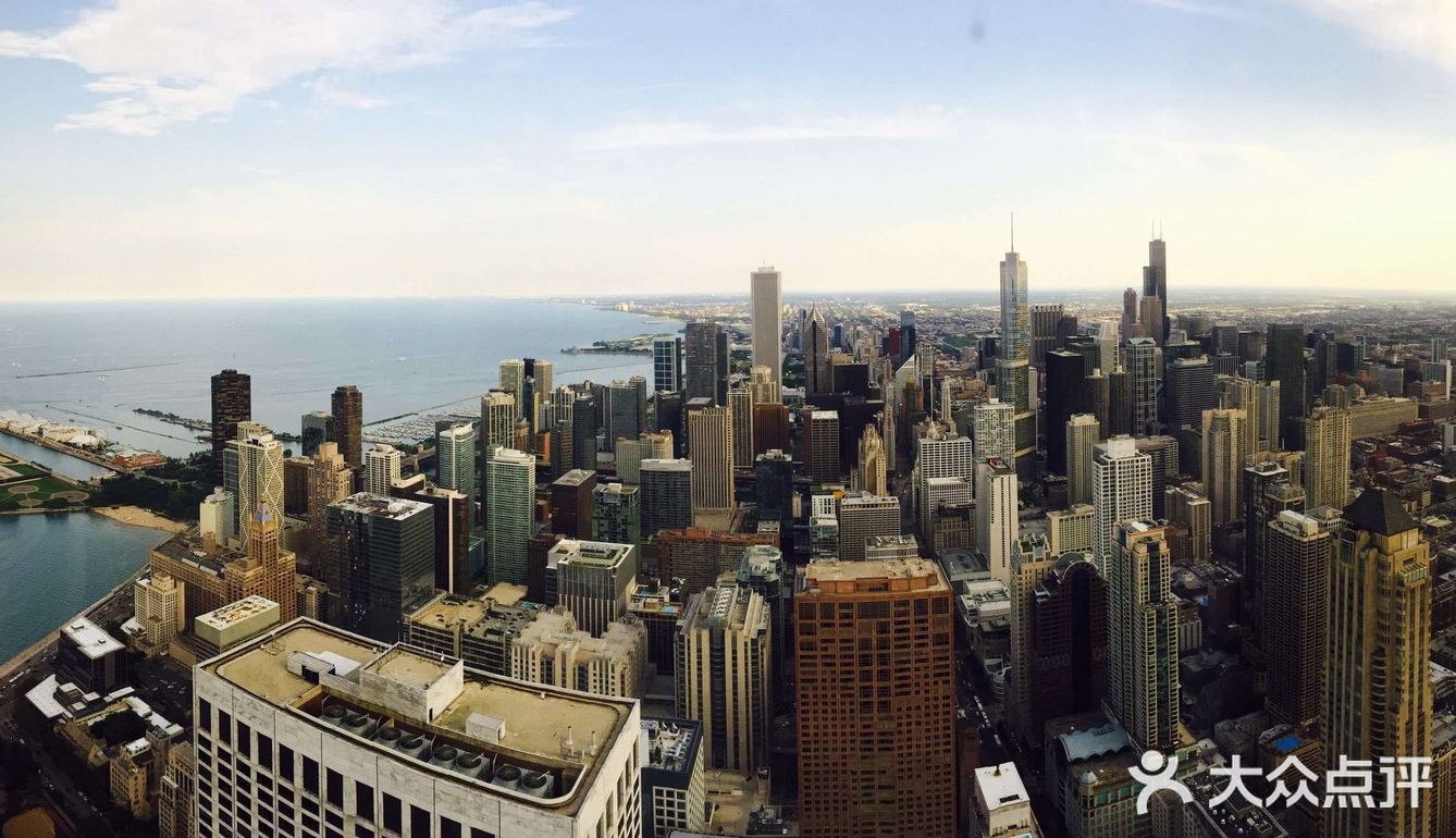 他的85楼是一家餐厅，86楼是酒吧