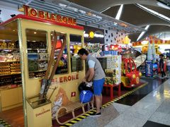 -吉隆坡第二国际机场免税区