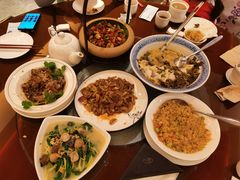 -广州中心皇冠假日酒店·百粤楼