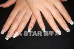 4529612_b-STAR美甲店