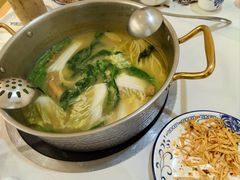 -朴小妹人参鸡汤火锅(长白山万达店)