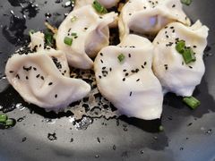 特色鲜肉锅贴-益佳粥店(复兴中路店)