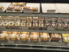 -红宝石·鲜奶小方·海派西点房(南丹店)