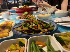 -张氏宽窄巷成都菜(澳德乐店)
