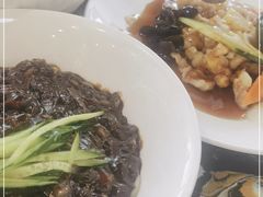 -桃园中华料理炸酱面(燕儿岛路店)