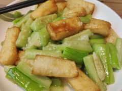 丝瓜炒油条-房陵农家(东亭店)