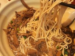 -佬钱湾仔(衣裳街店)