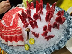 牛羊肉拼盘-余欢领鲜火锅(新街口店)