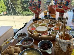 -包整·丝娃娃(一览甲秀楼风景店)