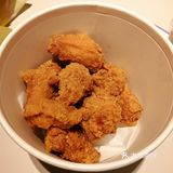 这次买了一份,活动价29元一桶「十翅桶」有5个鸡腿