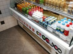 面包甜点陈列柜-大苹果面包生日蛋糕(明珠店)