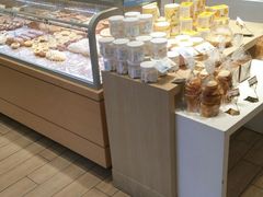 面包甜点陈列柜-好利来(龙首印象城店)