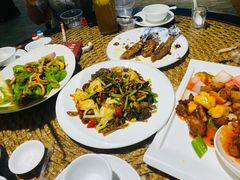 -牛头鱼庄·地道广西菜(西明店)