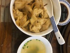 一两拌馄饨-笑来喜馄饨小笼工坊店(湖滨街店)