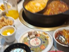 -沸炉重庆老火锅(军事博物馆店)