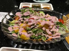 芒果色拉-猪啊牛呀羊啊铜盘烤肉(正大广场店)