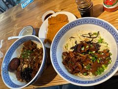 -沪西老弄堂面馆(定西路店)