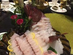 -半岛翡丽海鲜自助餐厅(观风亭店)