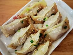 牛肉鍋貼-小姜锅贴(凤凰街店)