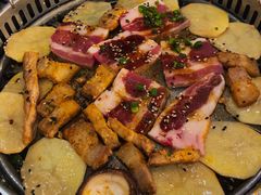 -炙忧烤肉屋(中国铁建广场店)