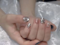 -爱纶美·美甲美睫半永久