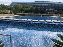 -上海滴水湖皇冠假日酒店