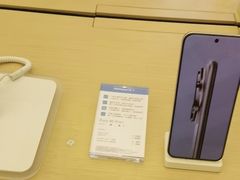 -华为授权体验店(华强北电子广场)