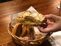 -麦田工坊(月湖店)