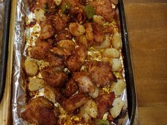 -老东镇啤酒屋海鲜加工·蒸汽海鲜·海鲜烧烤(台东店)